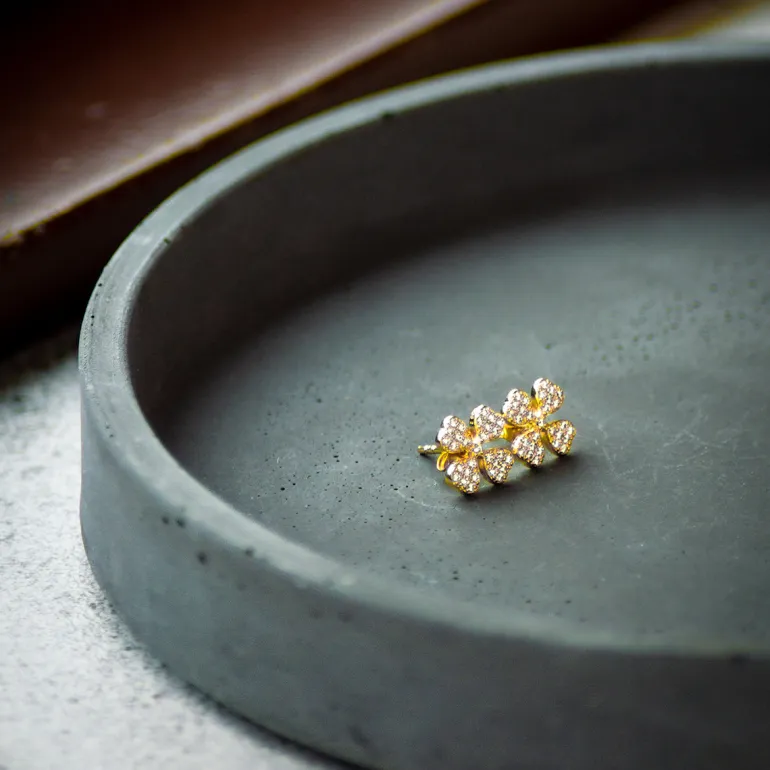 Aagaard firkløver ørestikker med små zirconer