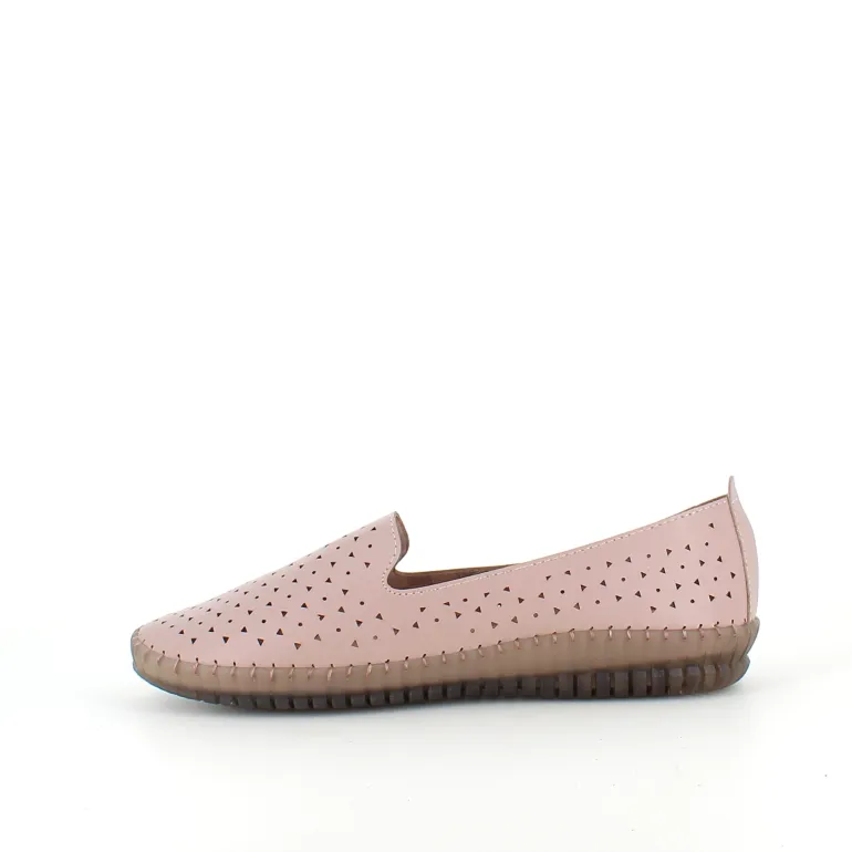 Beige ballerinasko med fint, perforeret mønster