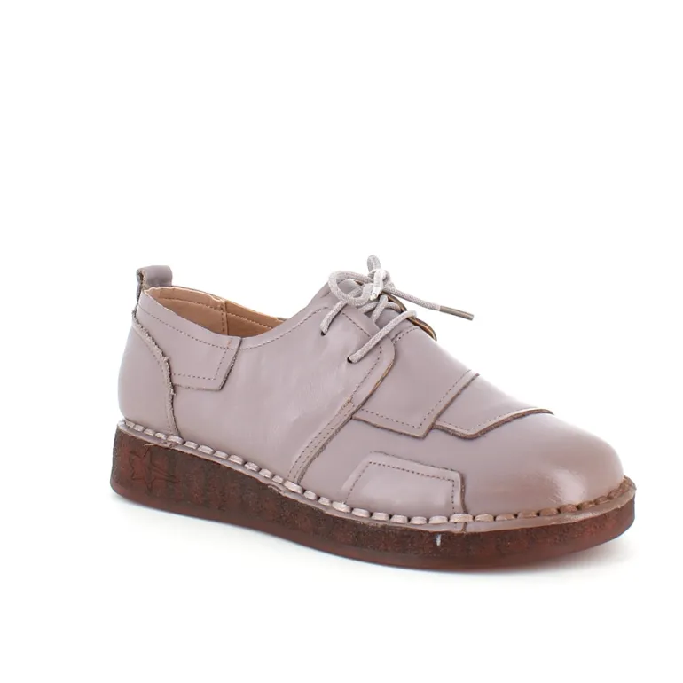 Beige skind snøresko med god stødabsorbering