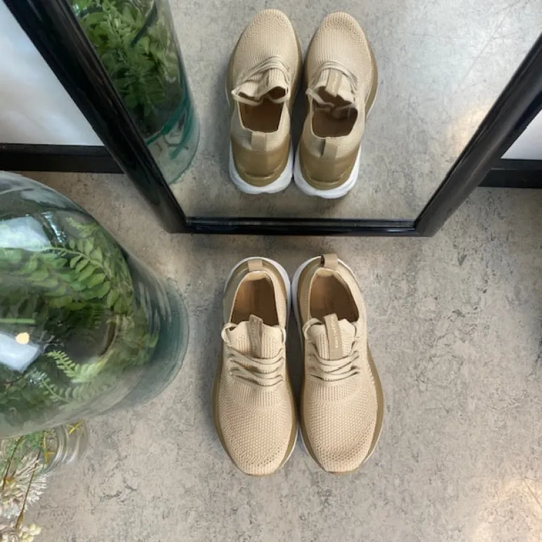 Beige Step-on sko fra Rugged Gear