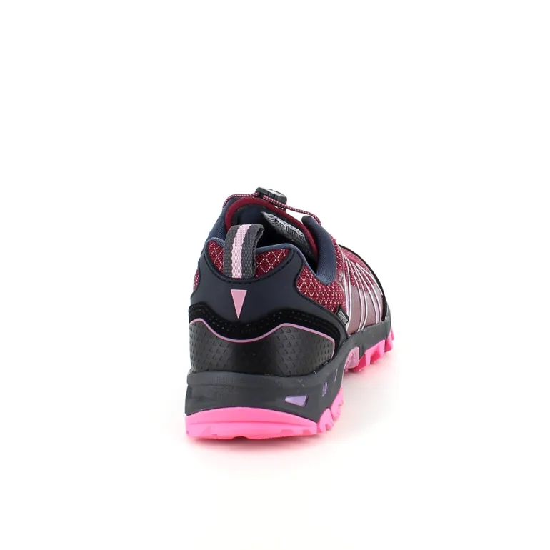 Blommefarvet vandtæt vandresko fra CMP