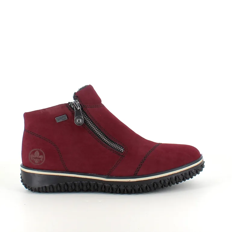 Bordeux kort støvle fra Rieker med let for