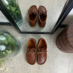 Brun Nature lædersko med snørelukning