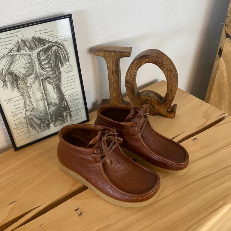 Brun Nature lædersko med snørelukning