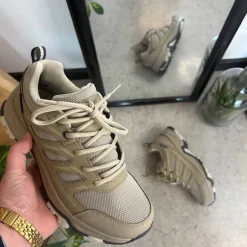 Brun vandtæt vandresko fra Whistler med god stødabsorbering