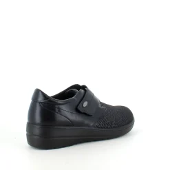 Damesko i sort PU med mønstret overdel, velcrolukning og fleksibel PU-sål