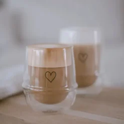 Dobbeltvægget glas med hjerte – elegant og funktionelt termoglas til kaffe & te