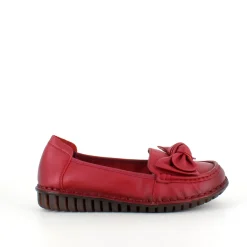 Elegant ballerina i bordeauxfarvet skind