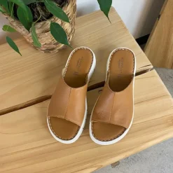 Elegant brun slip on i skind fra Relaxshoe