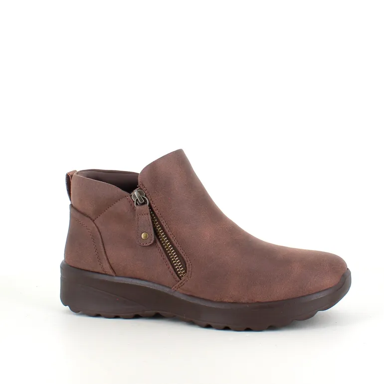 Elegant brun støvlet med meomory foam fra Skechers