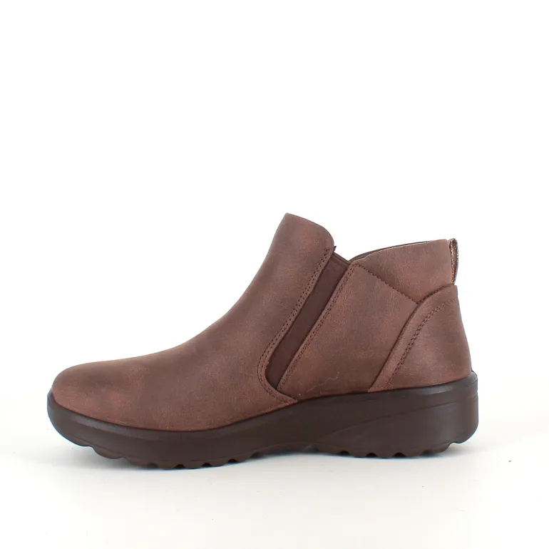 Elegant brun støvlet med meomory foam fra Skechers