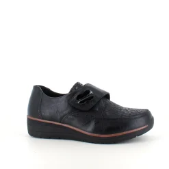 Elegant damesko med flotte detaljer og velcrolukning