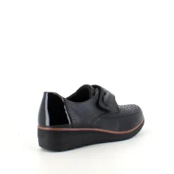 Elegant damesko med flotte detaljer og velcrolukning