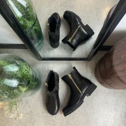 Elegant Green Comfort læderstøvle i sort