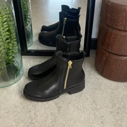 Elegant Green Comfort læderstøvle i sort