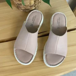 Elegant rosa slip on i skind fra Relaxshoe