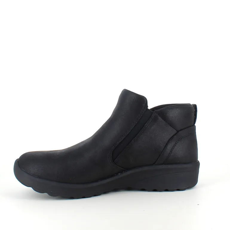 Elegant sort støvlet med meomory foam fra Skechers