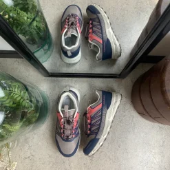 Endurance vandtæt sko i lilla med stødabsorberende sål