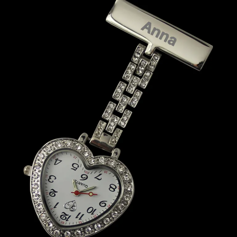 Feminint sygeplejeur i hjerteform med gravering