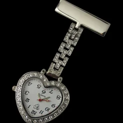 Feminint sygeplejeur i hjerteform