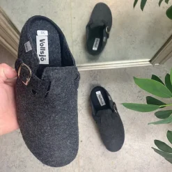 Filtsko slip on i mørkgrå
