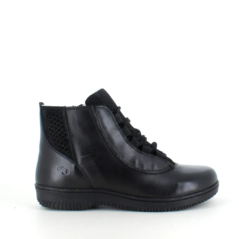 Green Comfort kort læderstøvle i sort med uldfoer