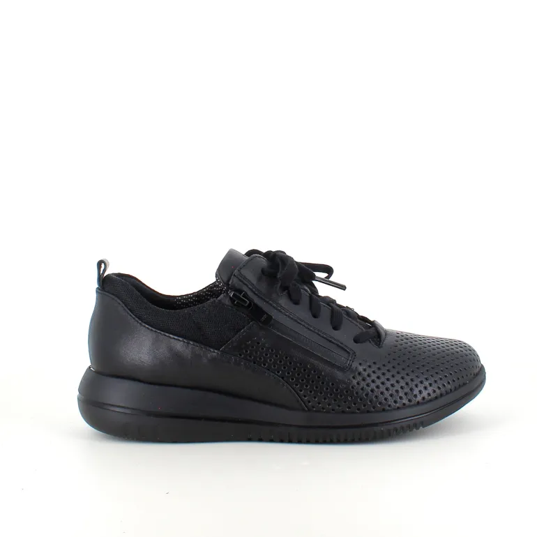 Green Comfort sko i sort med bred pasform og lynlås