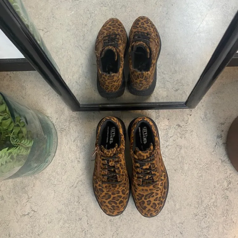 Green Comfort sko med leopardprint og dobbelt lukning