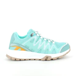 Grøn sko med åndbar overdel og flotte detaljer