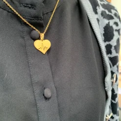 Hjerte halskæde i guldtone