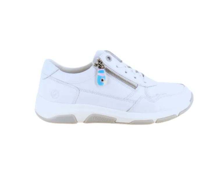 Hvid Remonte sko i skind med fremragende svangstøtte.