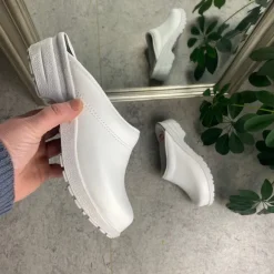 Hvid skind træsko uden kap