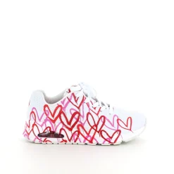 Hvid sko fra Skechers med flotte detaljer