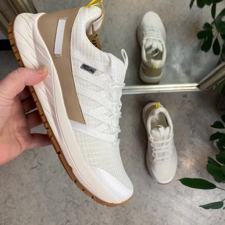 Hvid vandtæt sko fra Green Comfort