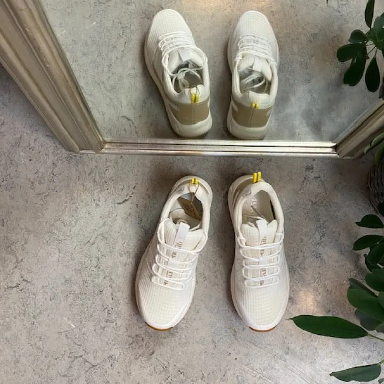 Hvid vandtæt sko fra Green Comfort