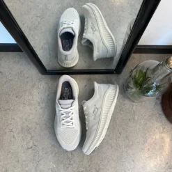 Hvide Skechers Slip-Ins til herre