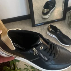 Komfortabel sneakers fra Remonte med masser af svangstøtte