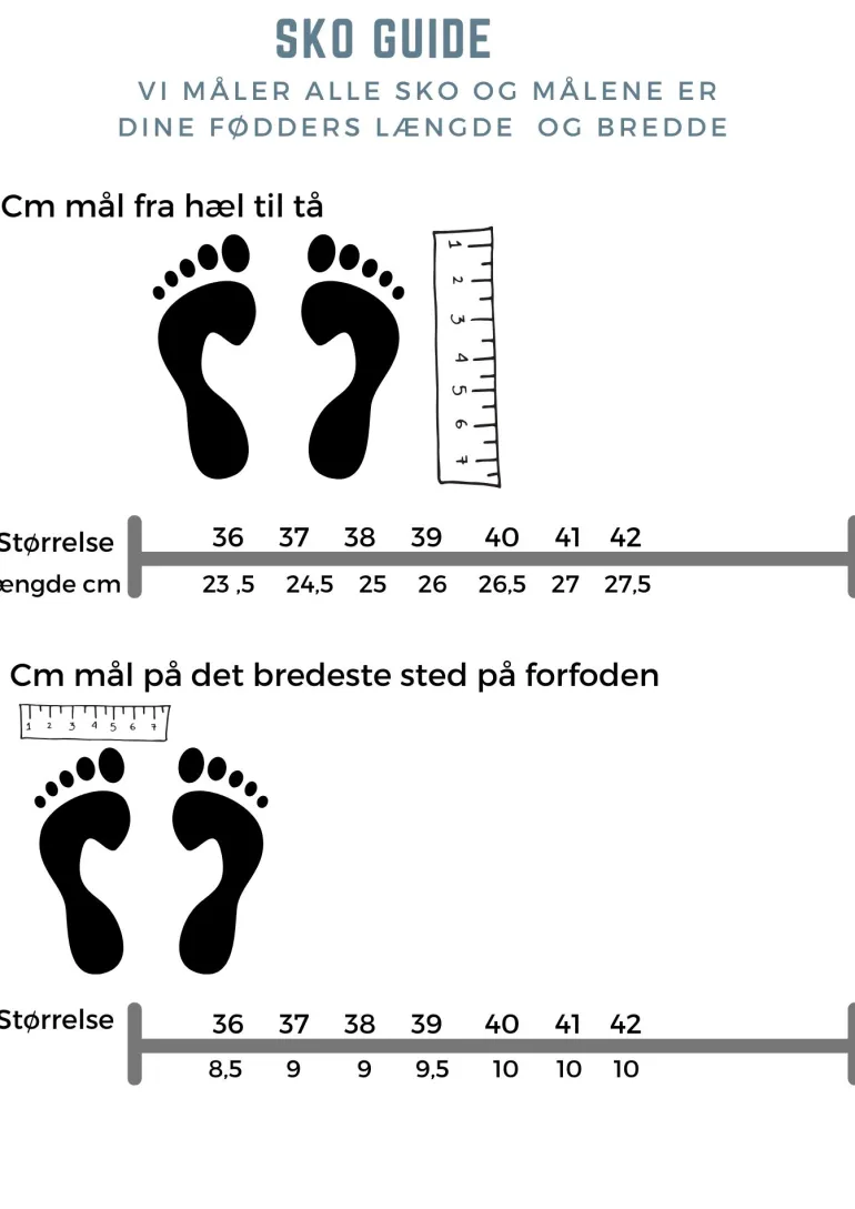 Kort sort støvle med lakdetaljer ved hælen