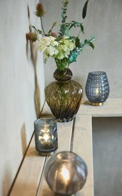 LED-lampe med riller – Elegant design i blå glas