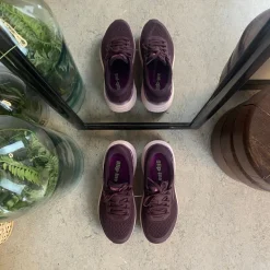 Lilla Skechers slip-in med MaxChusion bund