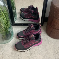 Lilla vandresko med stødabsobering fra CMP