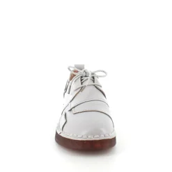 Lys beige skind snøresko med god stødabsorbering