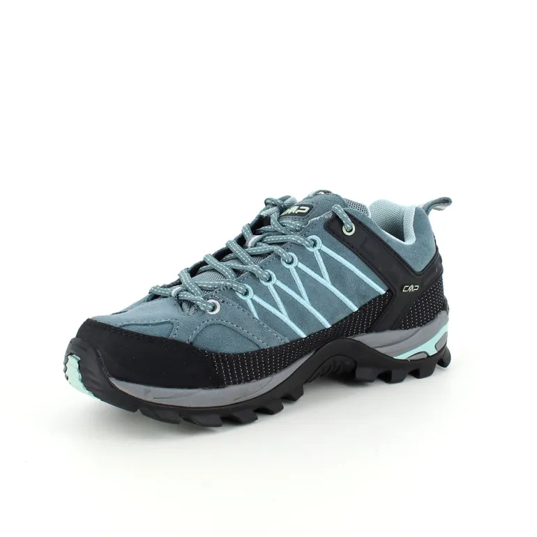 Lys blå vandtæt vandresko fra CMP med flotte detaljer