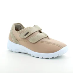 Lys fleksibel sko med skridhæmmende såler