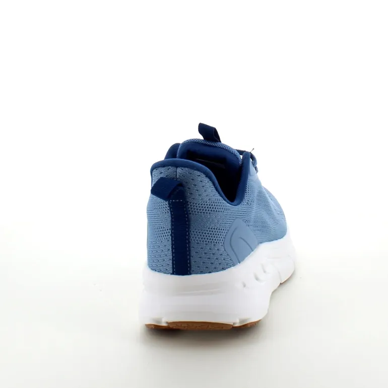 Lyseblå åndbar sko med god bredde