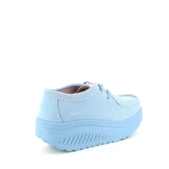 Lyseblå ruskindssko med gængesål og svangstøtte