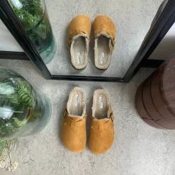 Lysebrun Slip on hjemmesko