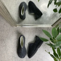 Meget blød og behagelig mørkegrå hjemmesko