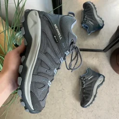 Merrell vandrestøvle med Gore-Tex - som giver både stabilitet og støtte