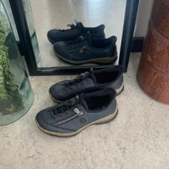 Mørkeblå Rieker slip-on sneakers